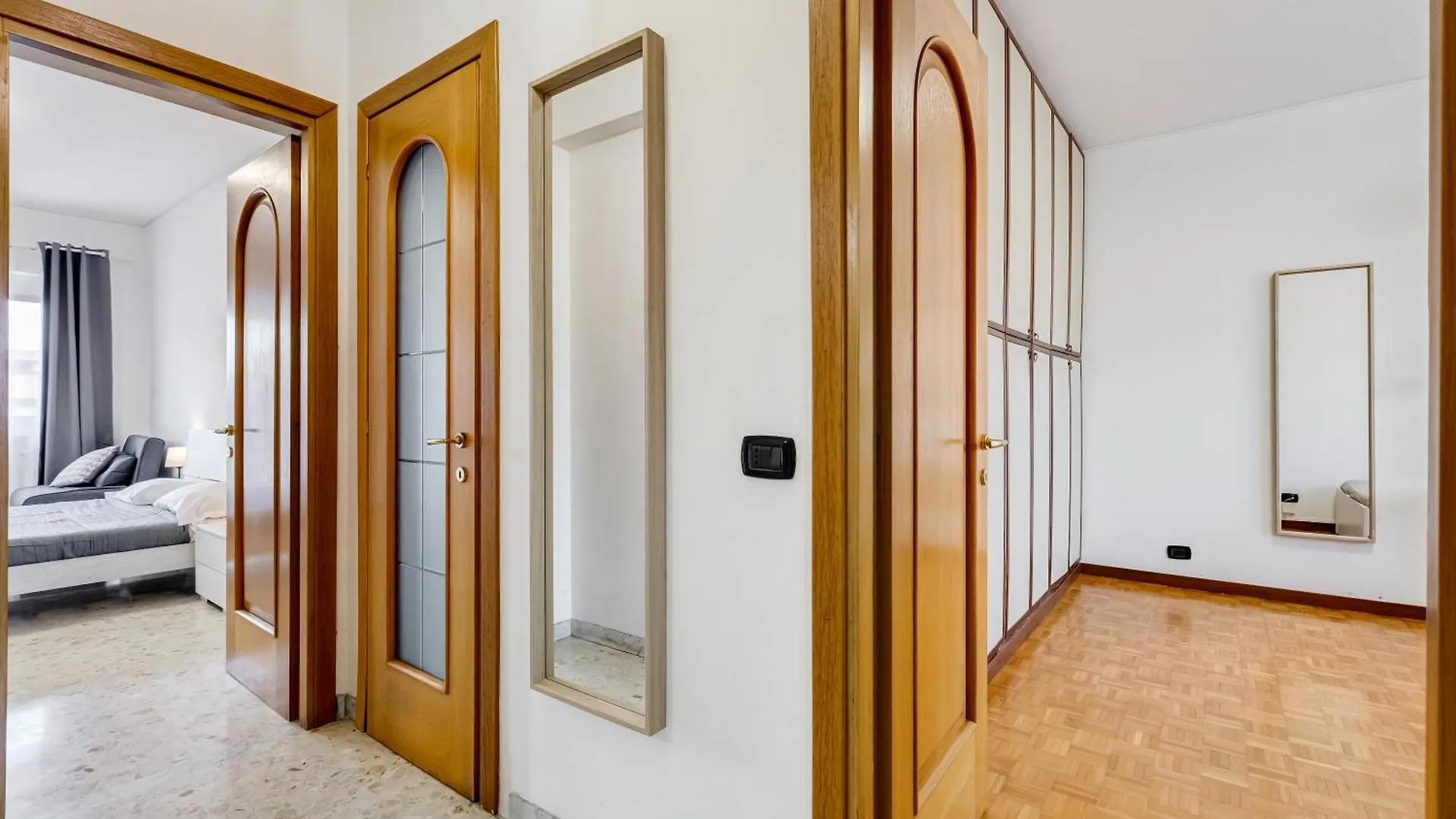 Appartamento Moderno Sopra Metro A E Parco Degli Acquedotti Rome Appartement